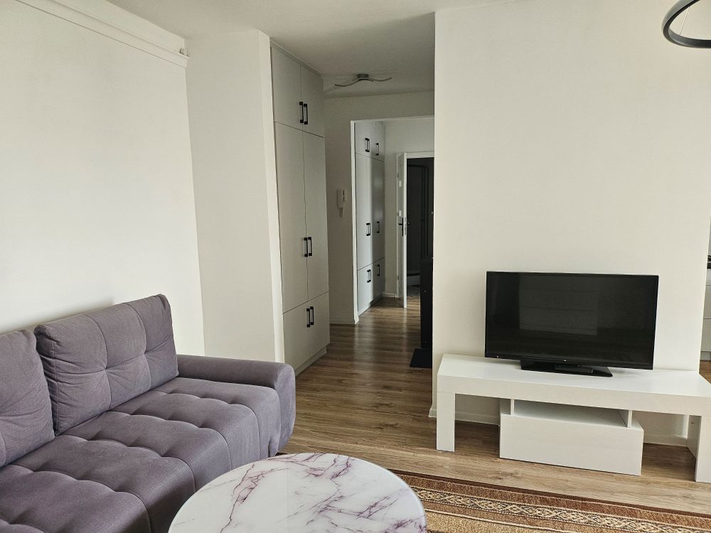 Wynajme 2 pokojowe mieszkanie Kalisz Wyszyńskiego1, balkon piwnica